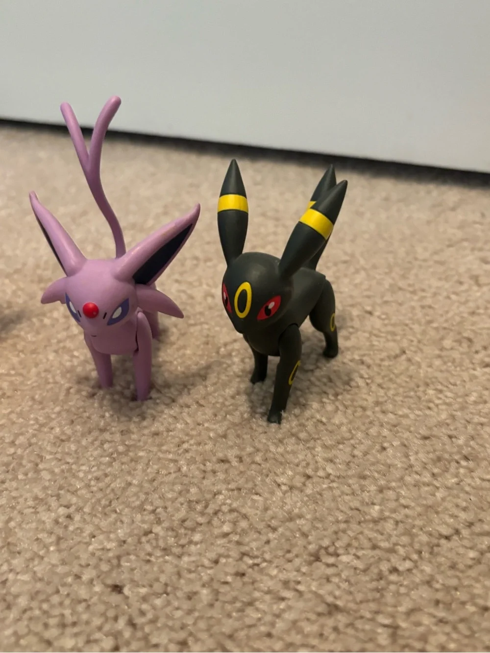 Pokemon Tomy Evee Evolution Posable  VaporeonJolteon Sylveon Espeon Toy Figures